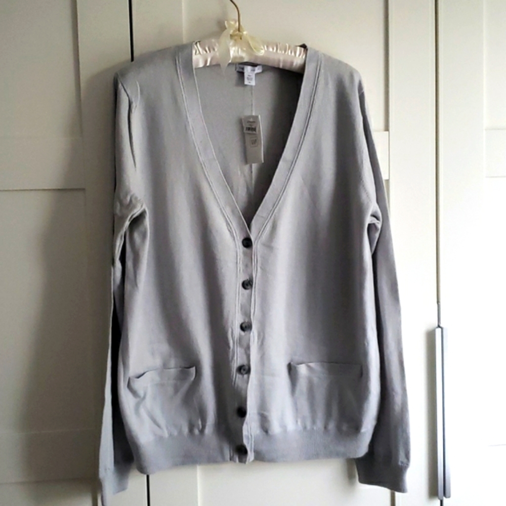 GAP women's cardigan